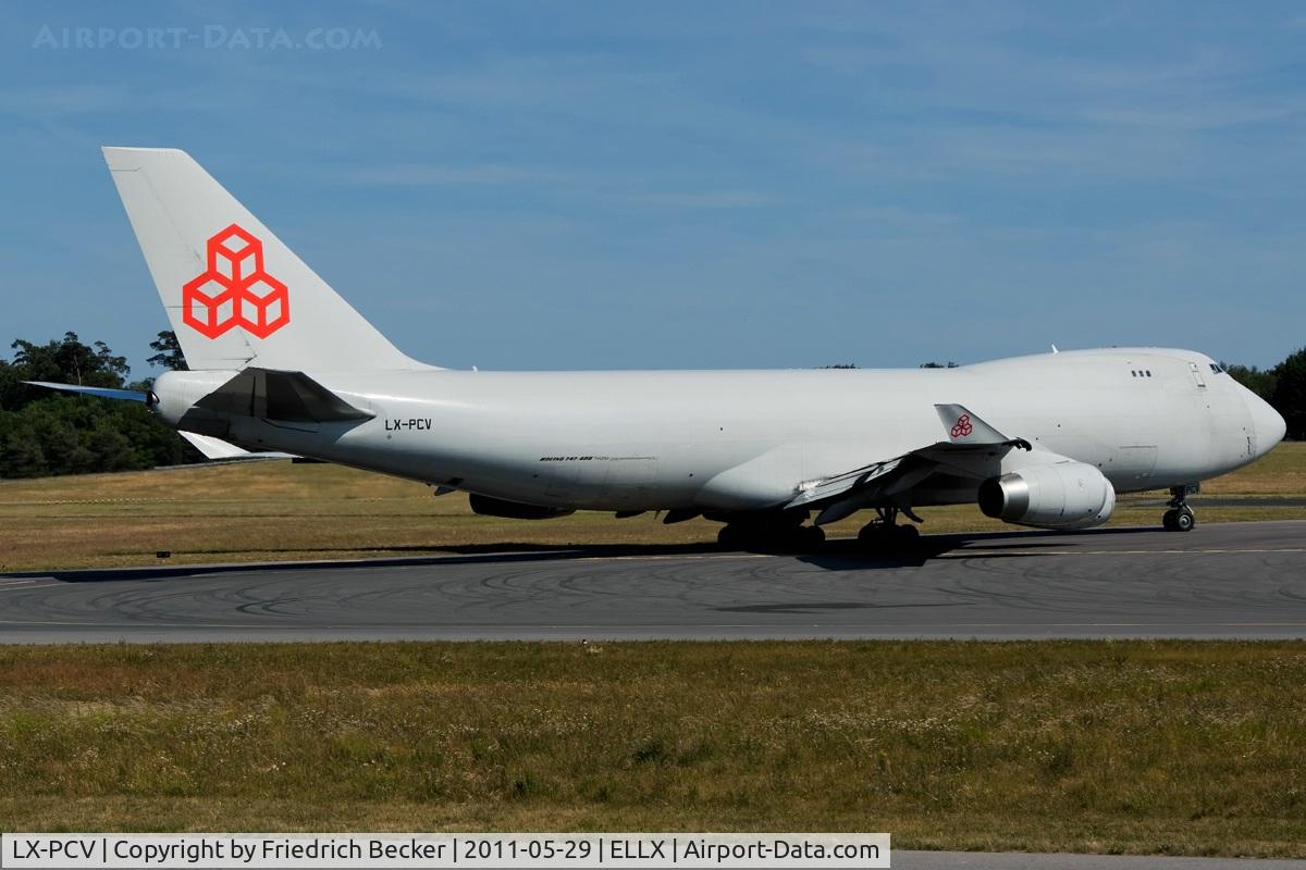 LX-PCV, 1999 Boeing 747-4R7F/SCD C/N 29732, holding point RW24