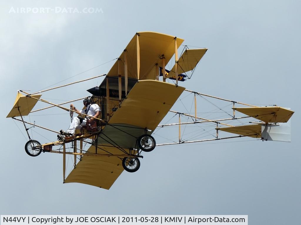 N44VY, Curtiss D Pusher Replica C/N 01BC, Flying at the 2011 airshow in Millville