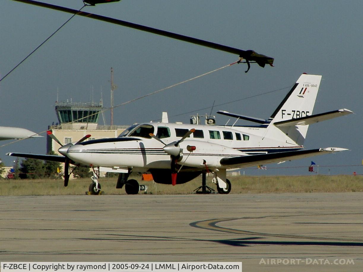 F-ZBCE, 1990 Reims F406 Vigilant C/N F406-0042, Reims Cessna406 F-ZBCE French Customs