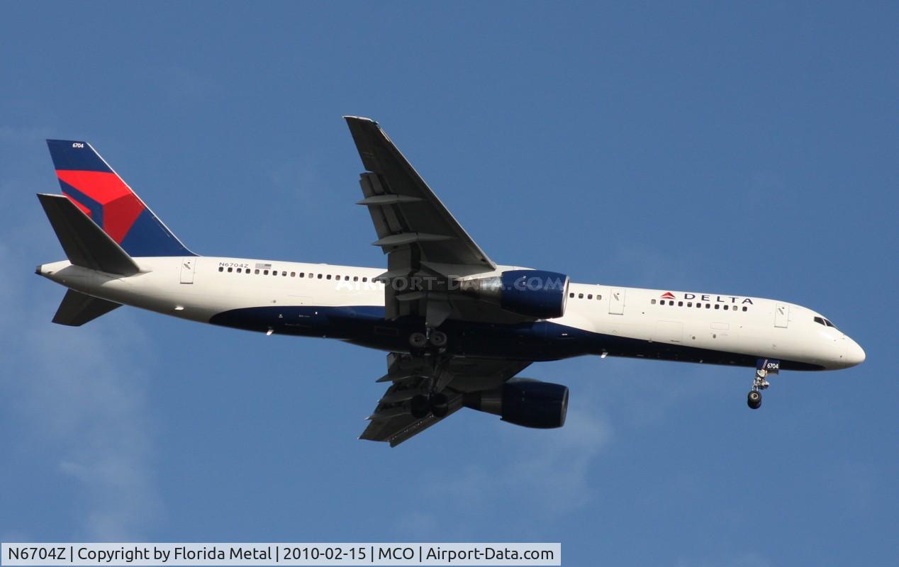 N6704Z, 2000 Boeing 757-232 C/N 30396, Delta 757