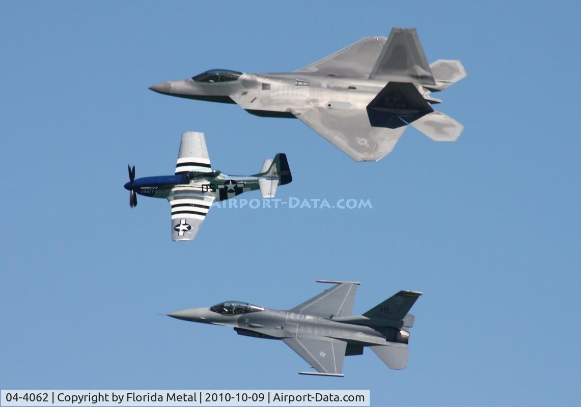 04-4062, 2004 Lockheed Martin F-22A Raptor C/N 4062, F-22 with F-16 and Crazy Horse over Daytona Beach