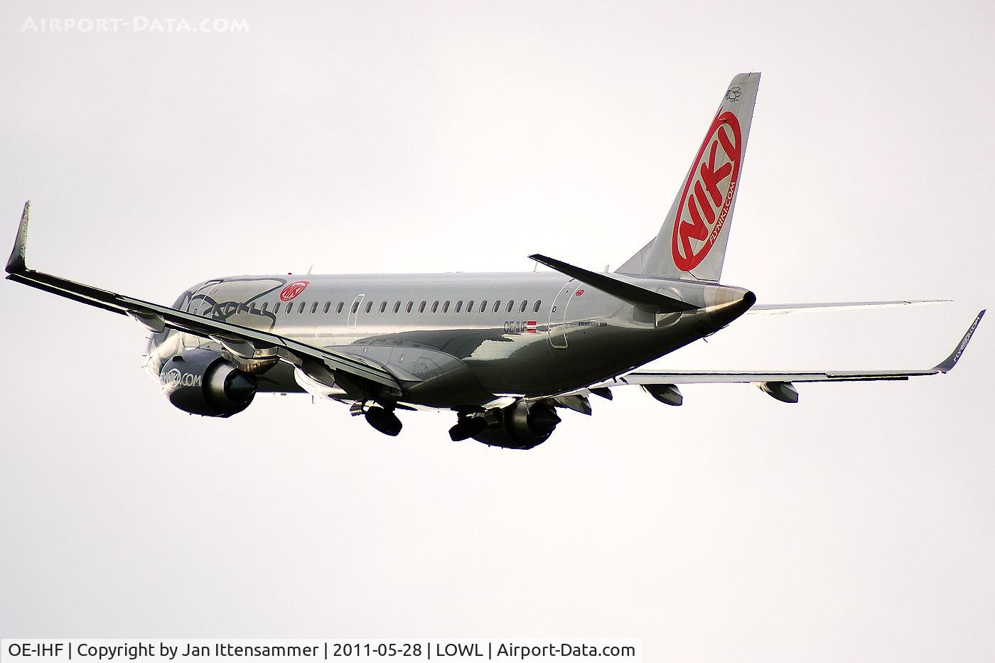 OE-IHF, 2011 Embraer 190LR (ERJ-190-100LR) C/N 19000420, Oe-IHF @ lowl