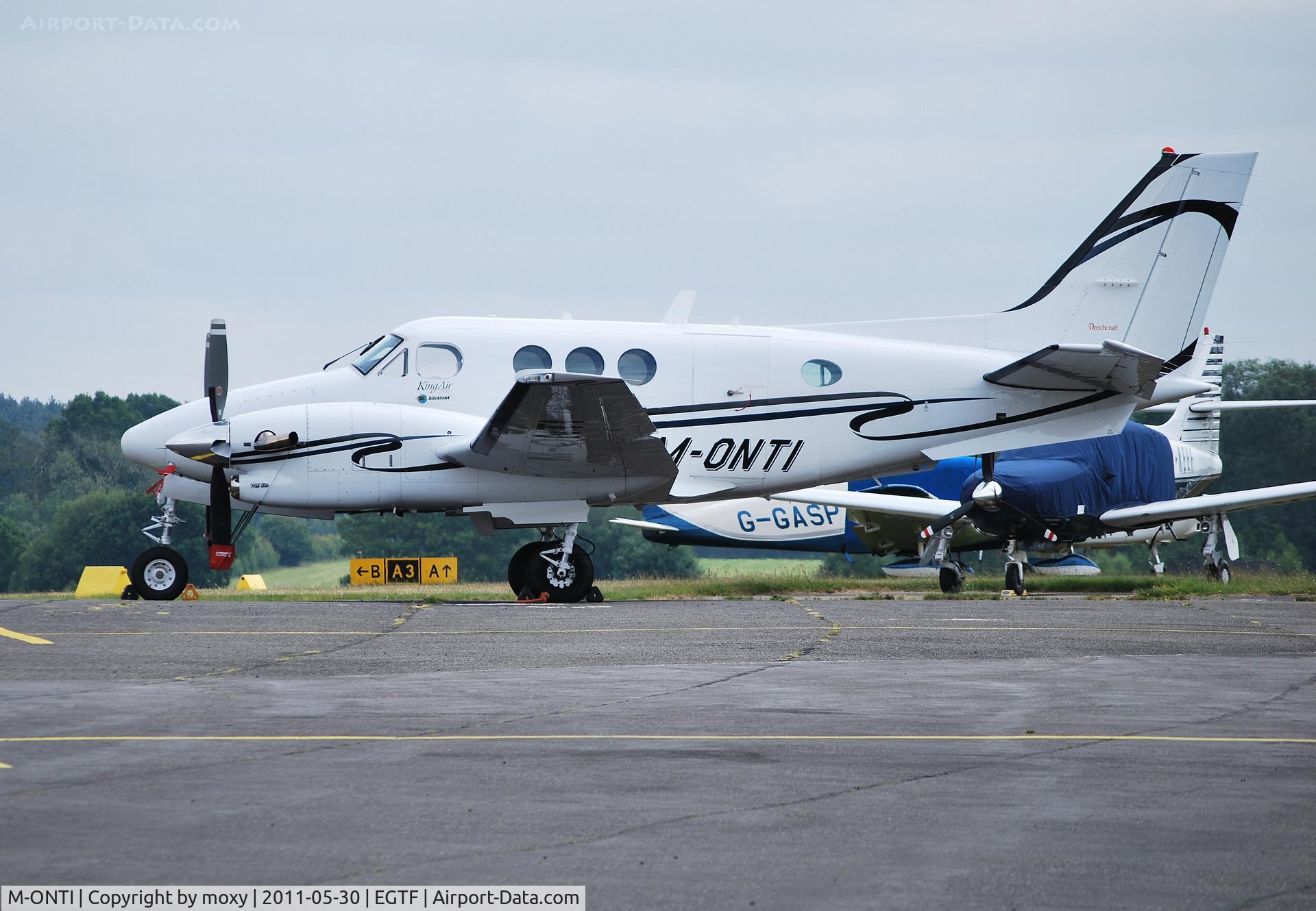 M-ONTI, 2004 Beech C90A King Air King Air C/N LJ-1699, Beech King Air C90A at Fairoaks. Blackhawk conversion with P & W PT6A-135A engines.