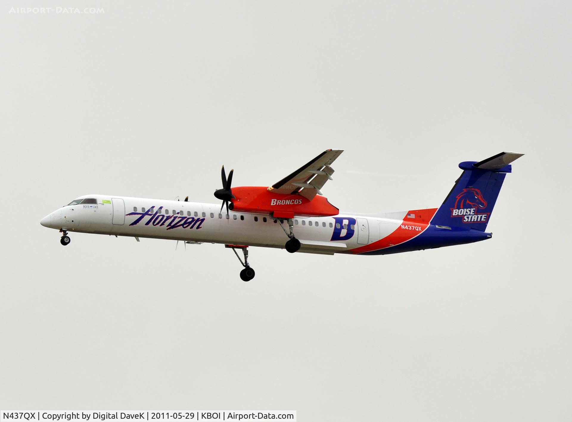 N437QX, 2009 De Havilland Canada DHC-8-402Q Dash 8 C/N 4240, Approach at KBOI