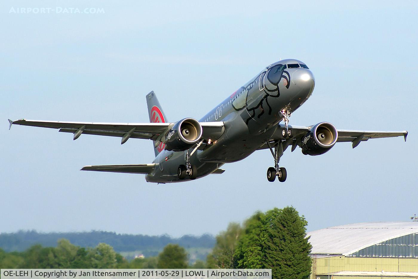 OE-LEH, 2011 Airbus A320-214 C/N 4594, OE-LEH @ LOWL