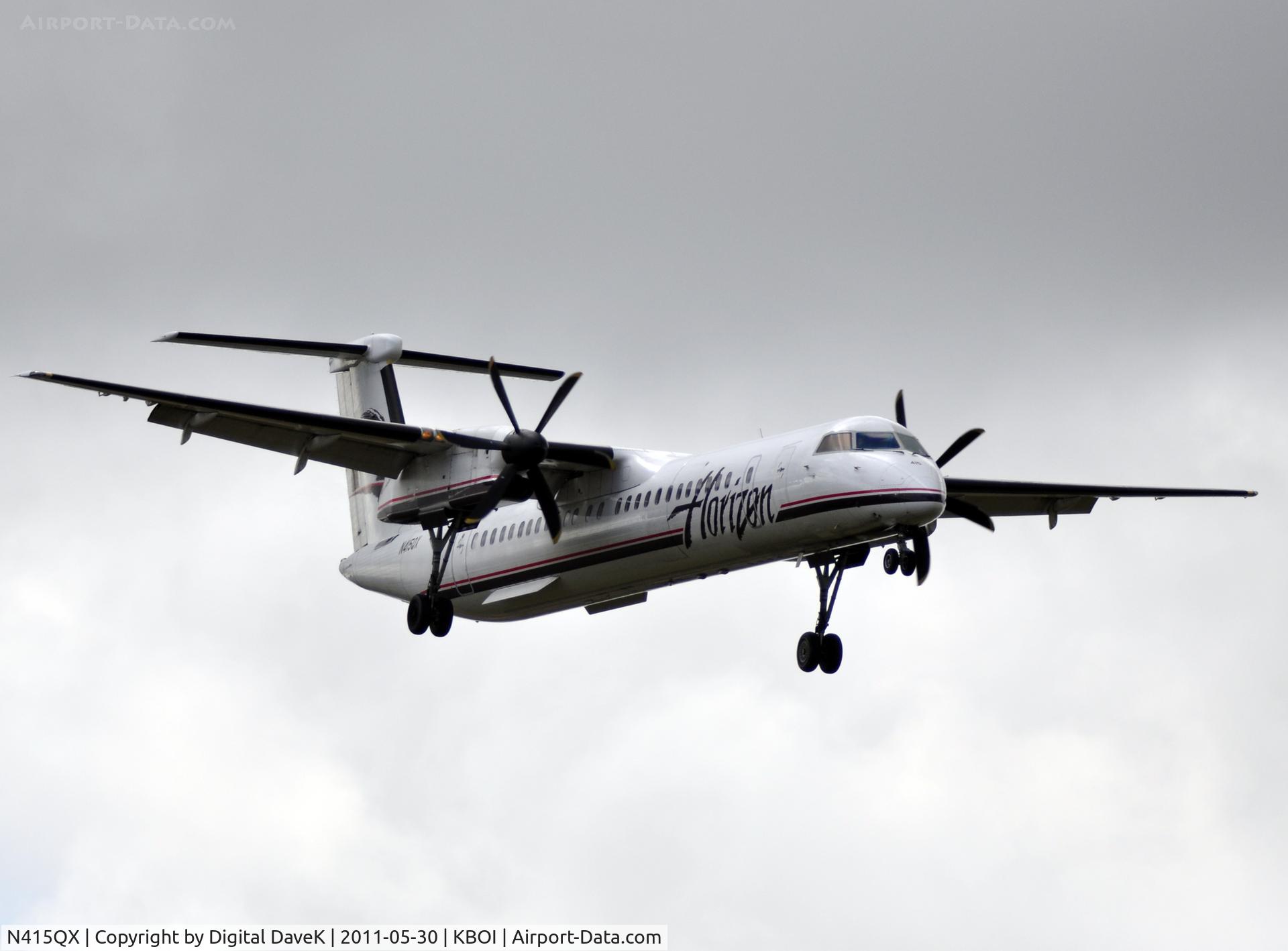 N415QX, 2003 De Havilland Canada DHC-8-402 Dash 8 C/N 4081, Apporach @KBOI