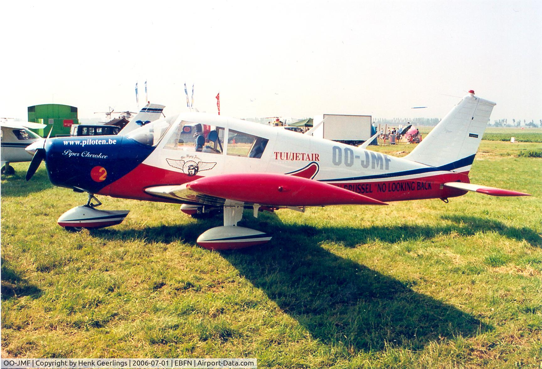 OO-JMF, 1971 Piper PA-28-140D Cherokee C/N 28-7125468, Koksijde Air Show