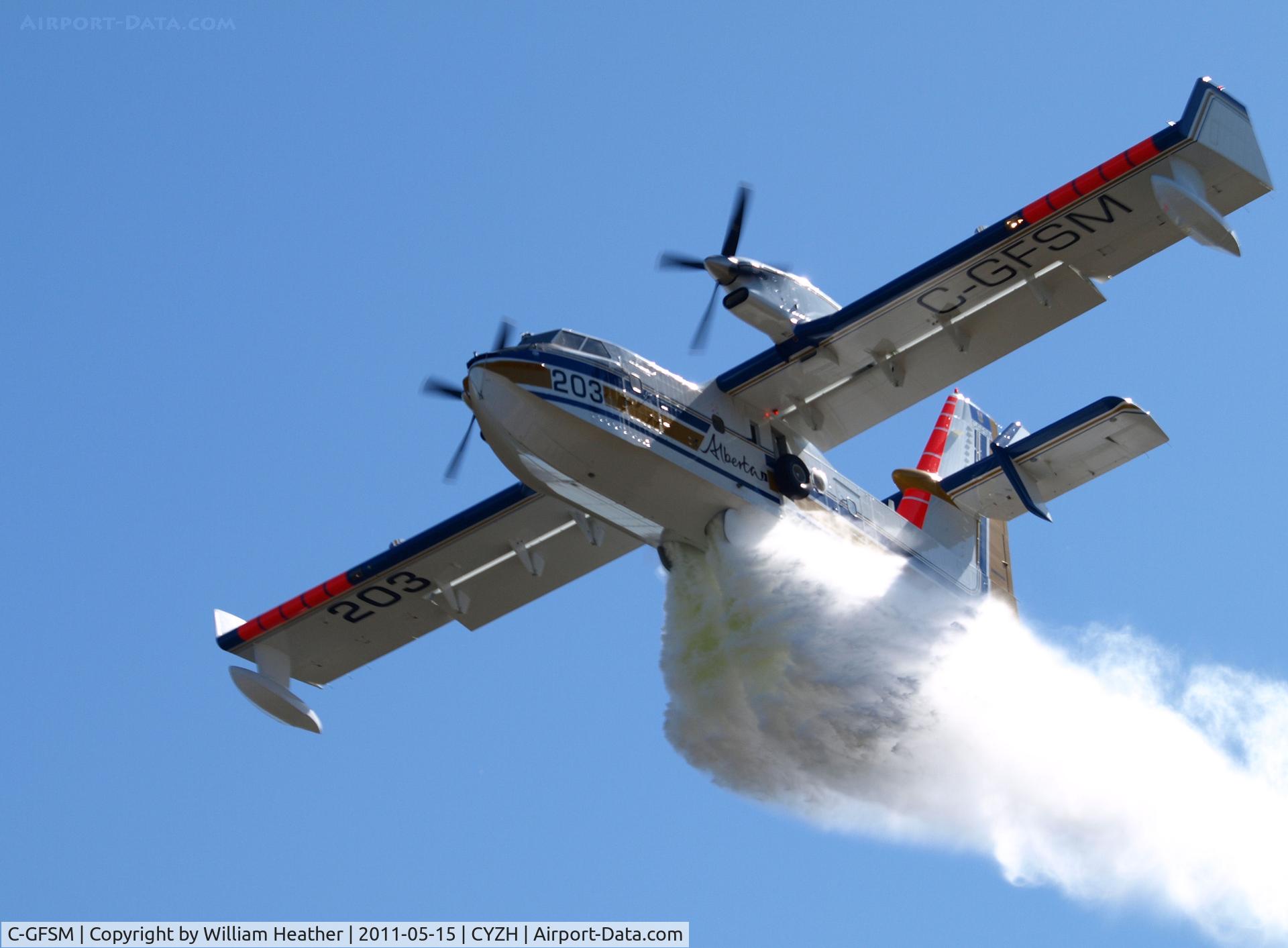 C-GFSM, 1988 Canadair CL-215-V (CL-215-1A10) C/N 1098, Fighting fires over Slave Lake, AB