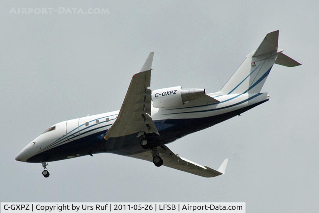 C-GXPZ, 1998 Canadair Challenger 601-3R (CL-600-2B16) C/N 5166, Visual Approach Runway 33