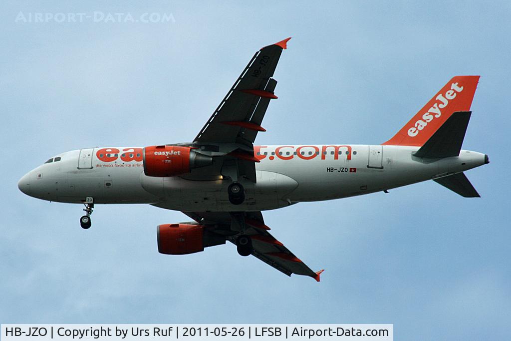 HB-JZO, 2005 Airbus A319-111 C/N 2398, easyJet Switzerland - one of over 20 daily-flights landing at Basel-Airport