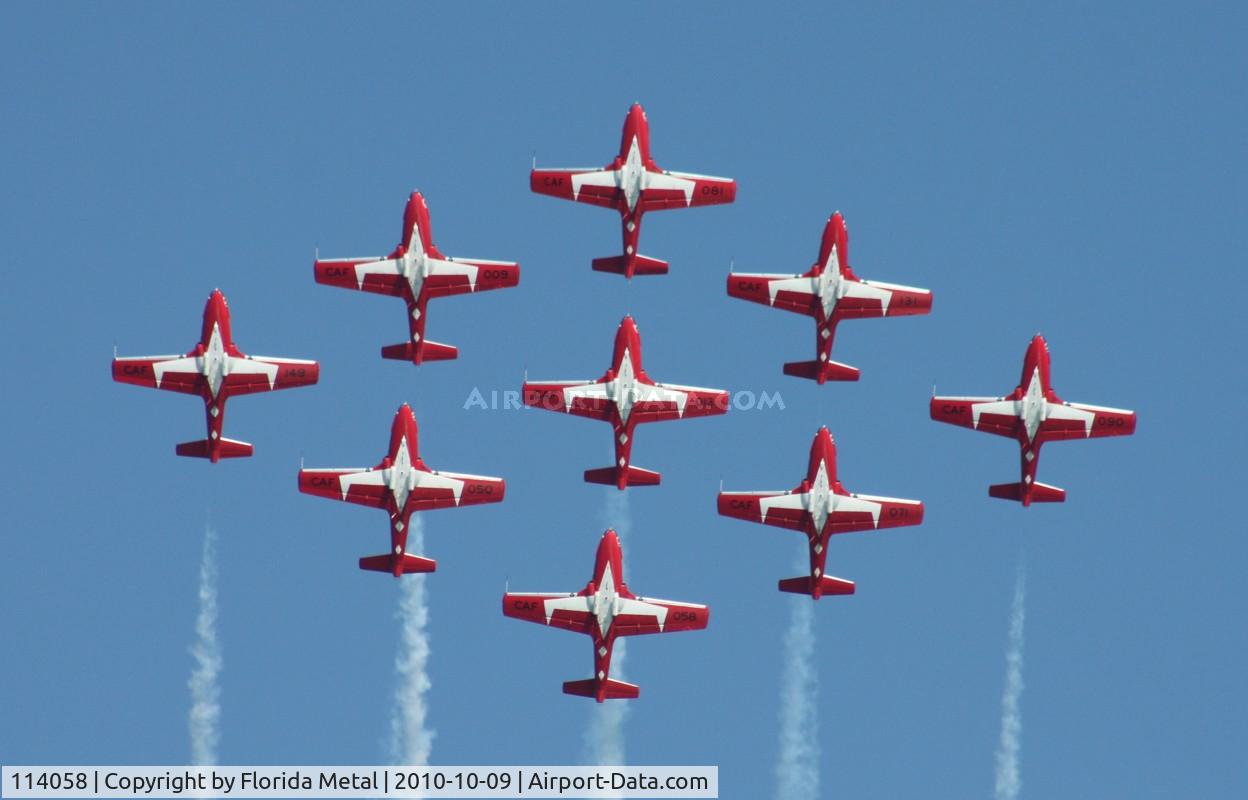 114058, Canadair CT-114 Tutor C/N 1058, Snowbirds over Daytona