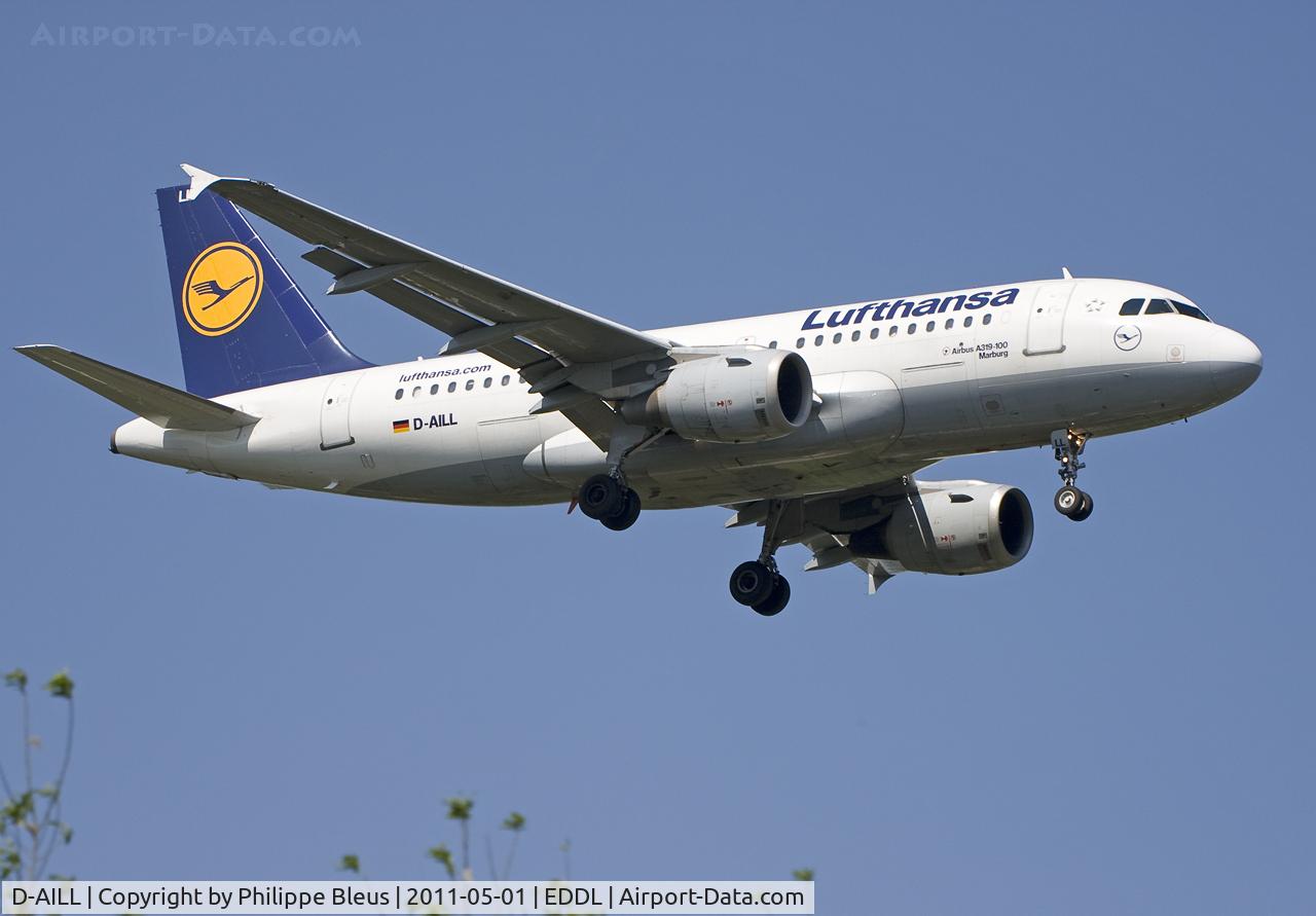 D-AILL, 1997 Airbus A319-114 C/N 689, 