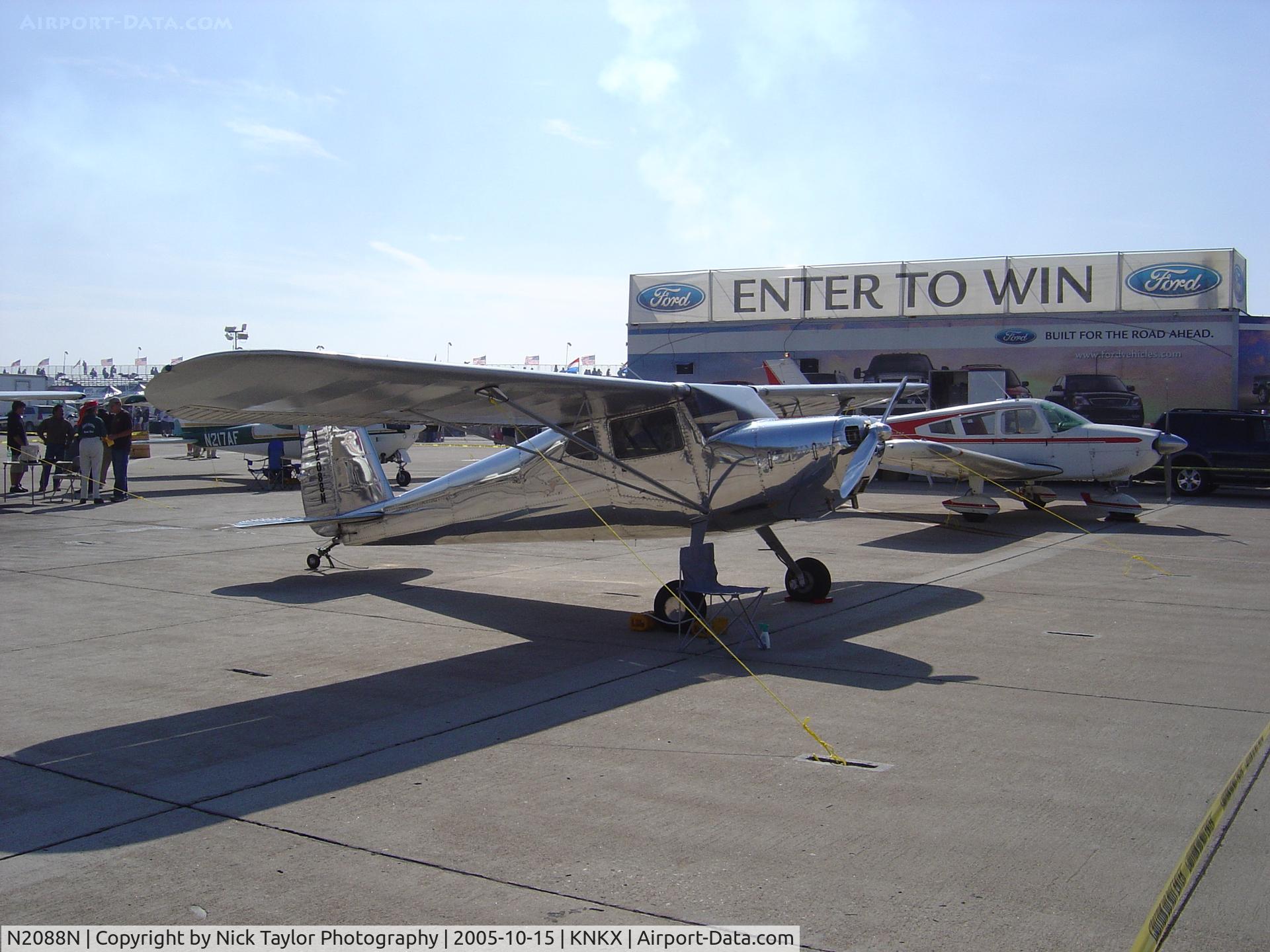 N2088N, 1947 Cessna 140 C/N 12324, Beautifully polished 47' Cessna 140 at the MCAS Miramar Airshow