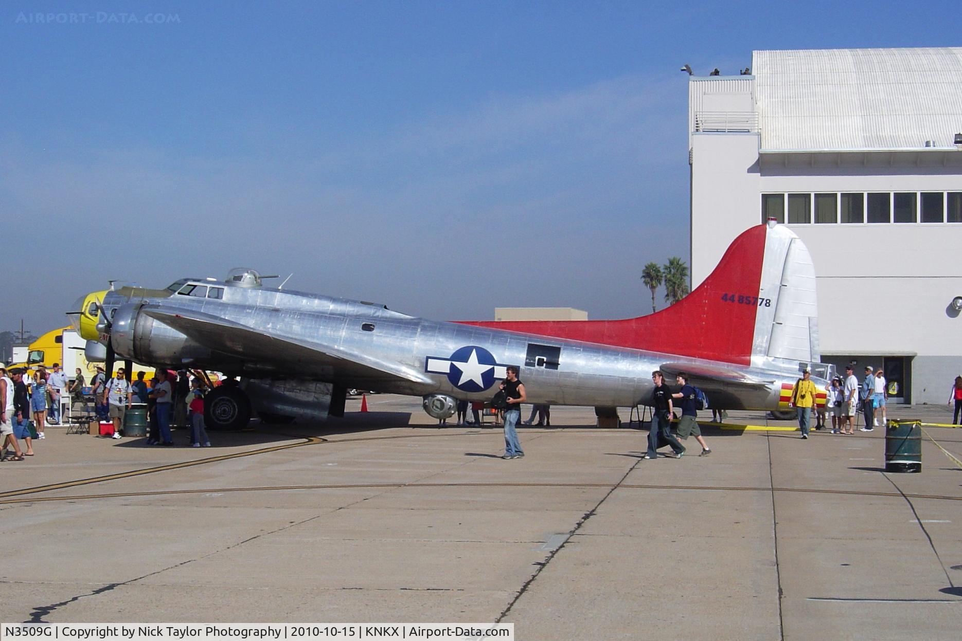 N3509G, 1944 Boeing B-17G Flying Fortress C/N Not found 44-85778, On display at the 2005 MCAS Miramar Airshow.