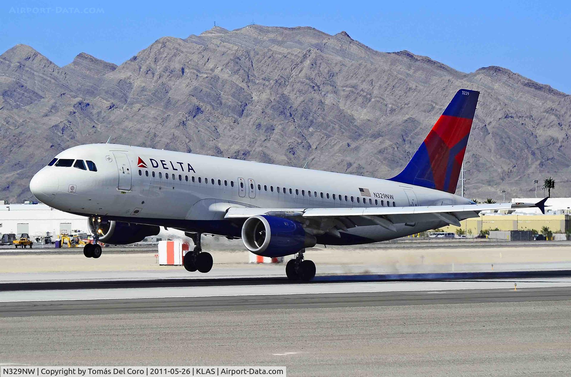 N329NW, 1992 Airbus A320-211 C/N 306, Delta Air Lines Airbus A320-211 N329NW / 3229 (cn 306)

Las Vegas - McCarran International (LAS / KLAS)
USA - Nevada, May 26, 2011
Photo: Tomás Del Coro