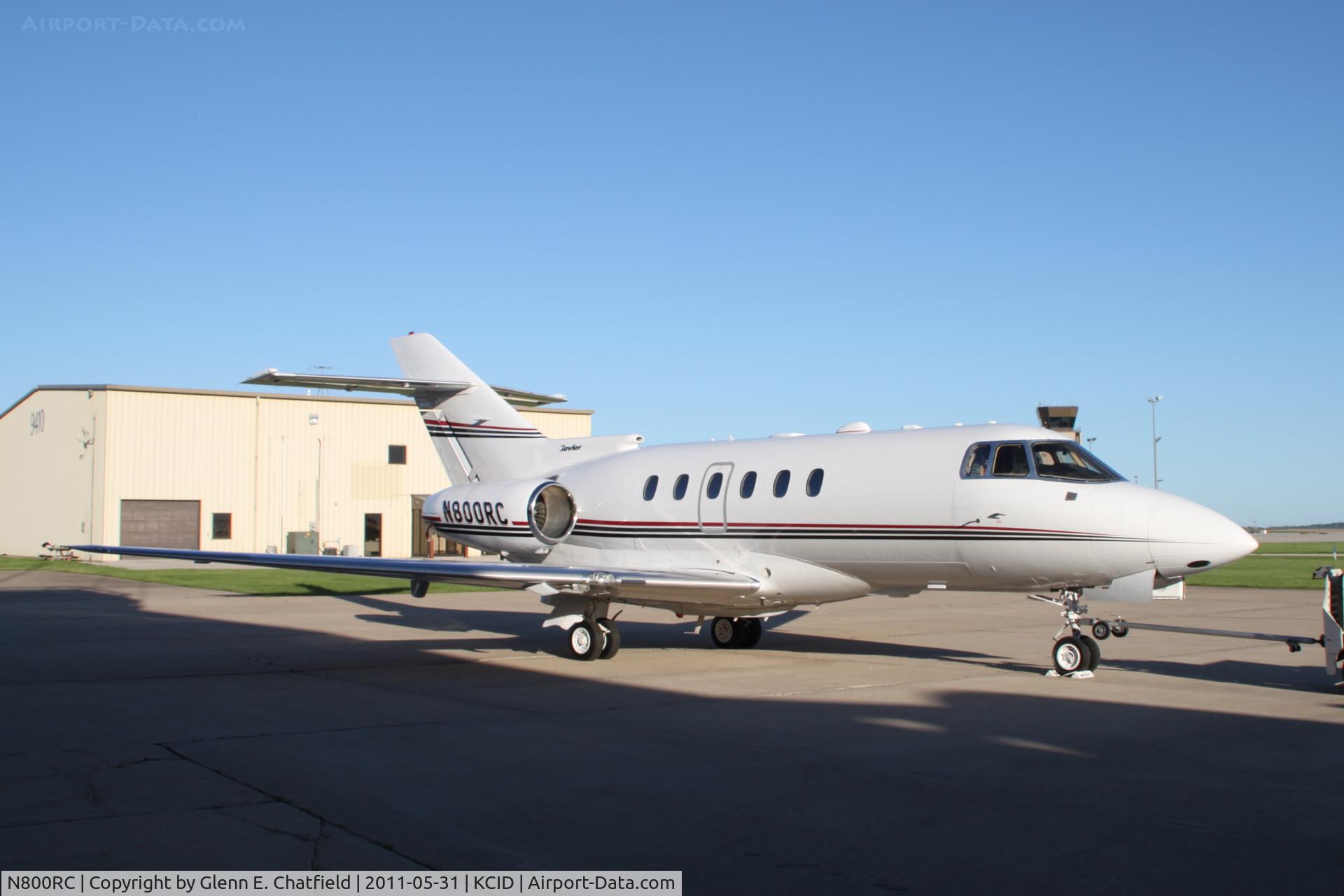 N800RC, 2004 Raytheon Hawker 800XP C/N 258660, On the Collins ramp