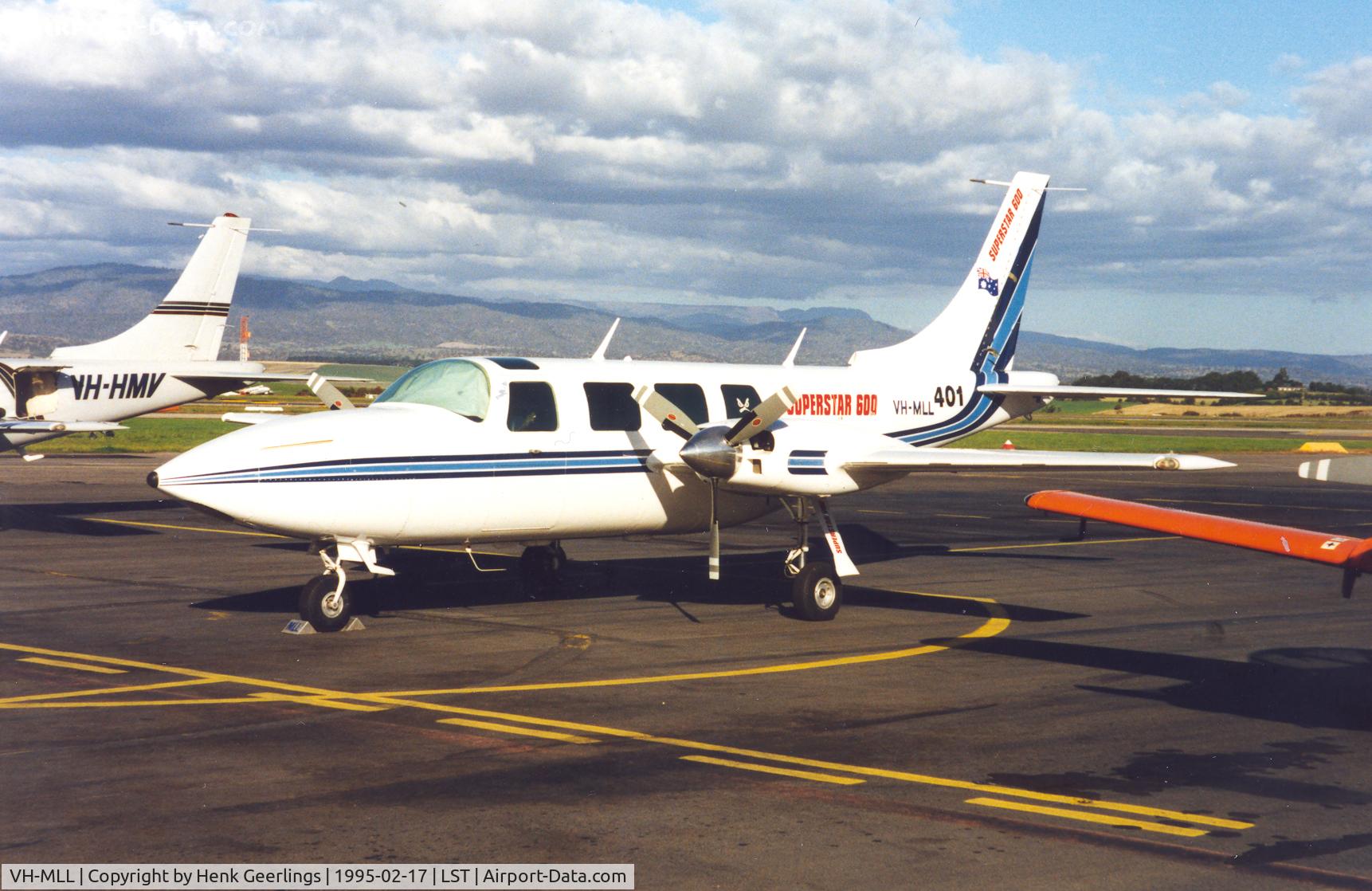 VH-MLL, 1979 Ted Smith Aerostar 600A C/N 60-0627-7961199, Sky - Race Tasmania