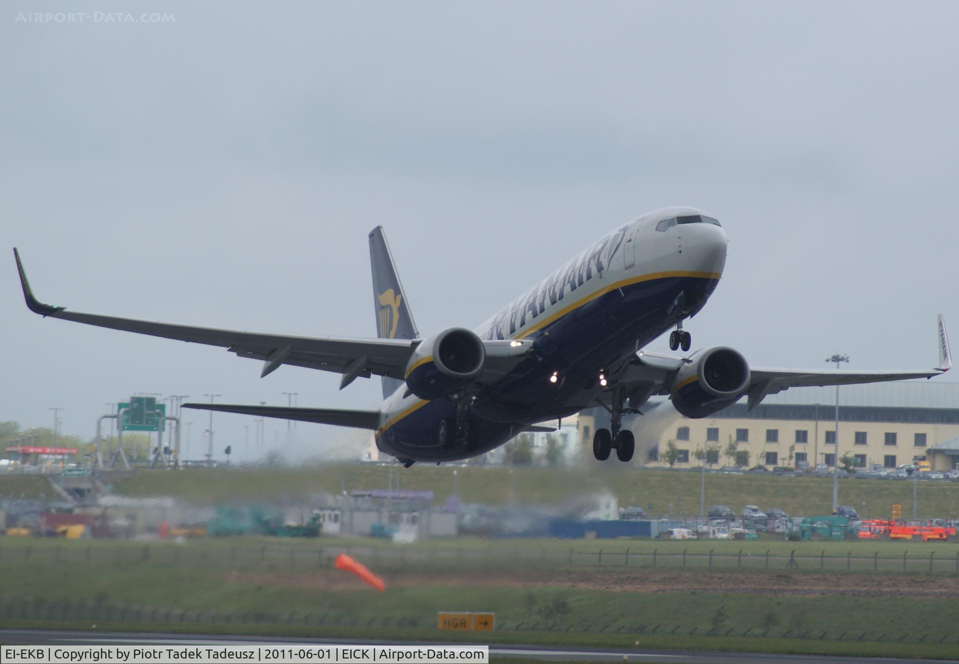 EI-EKB, 2009 Boeing 737-8AS C/N 38494, Cork.