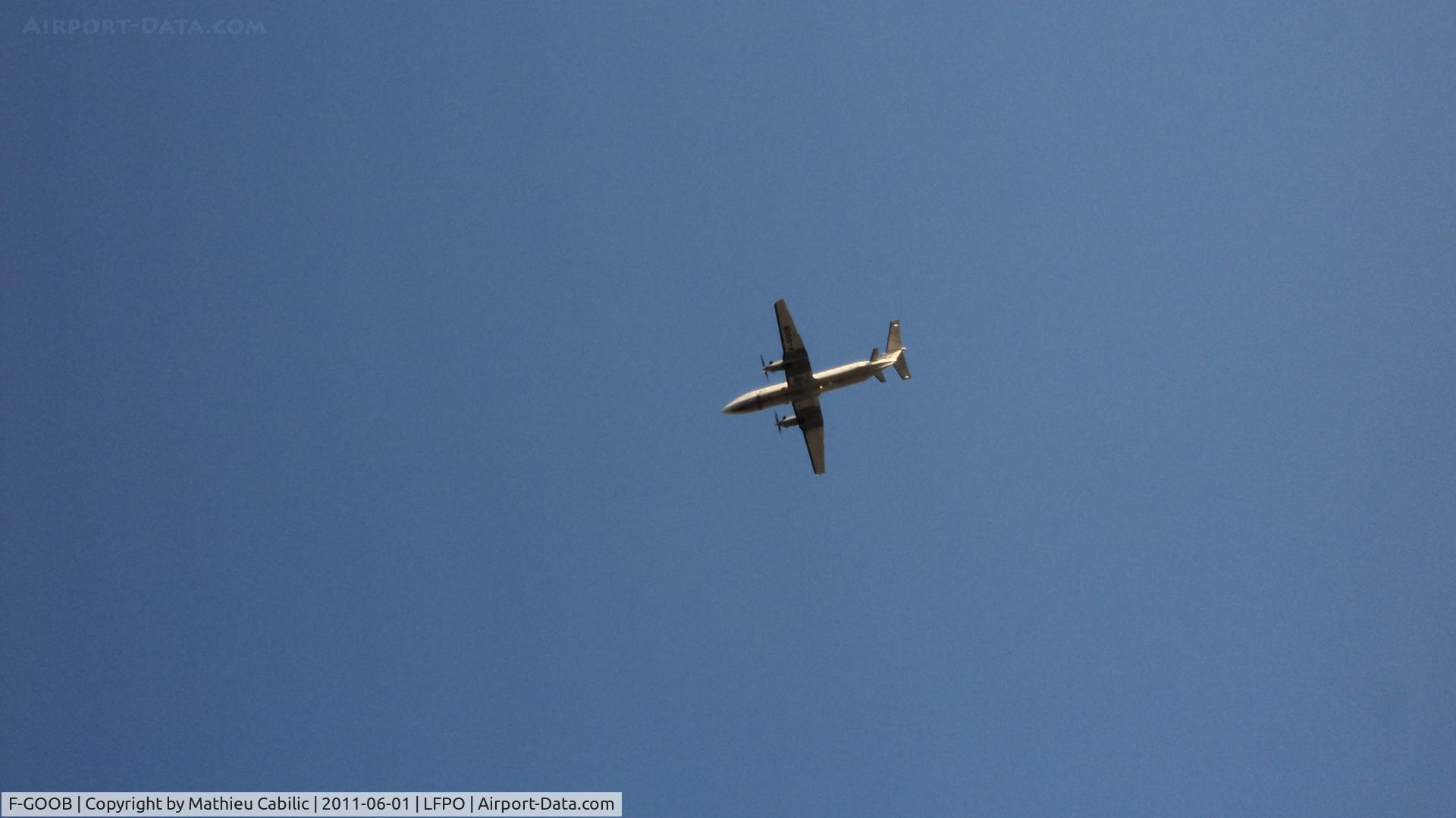 F-GOOB, 1991 Beech 1900C C/N UC-153, Beech 1900C take-off runway 08