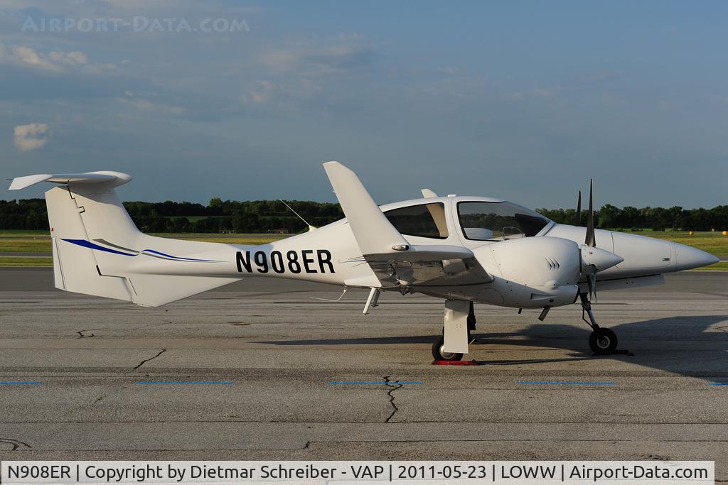 N908ER, 2008 Diamond DA-42 Twin Star C/N 42.306, Diamond DA42