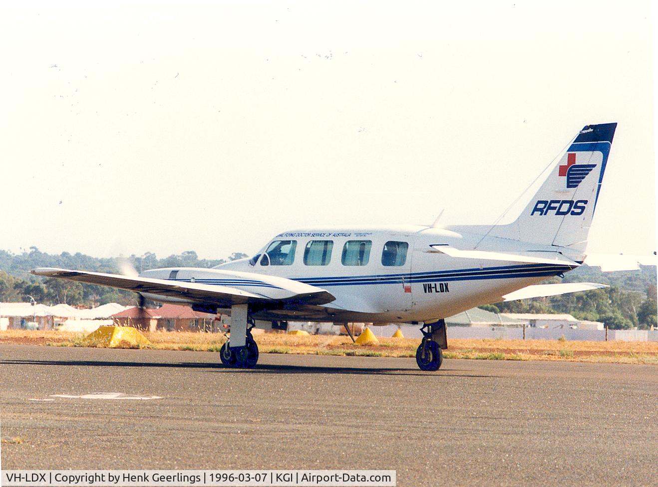 VH-LDX, 1979 Piper PA-31-325 Navajo C/R C/N 31-7912082, RFDS