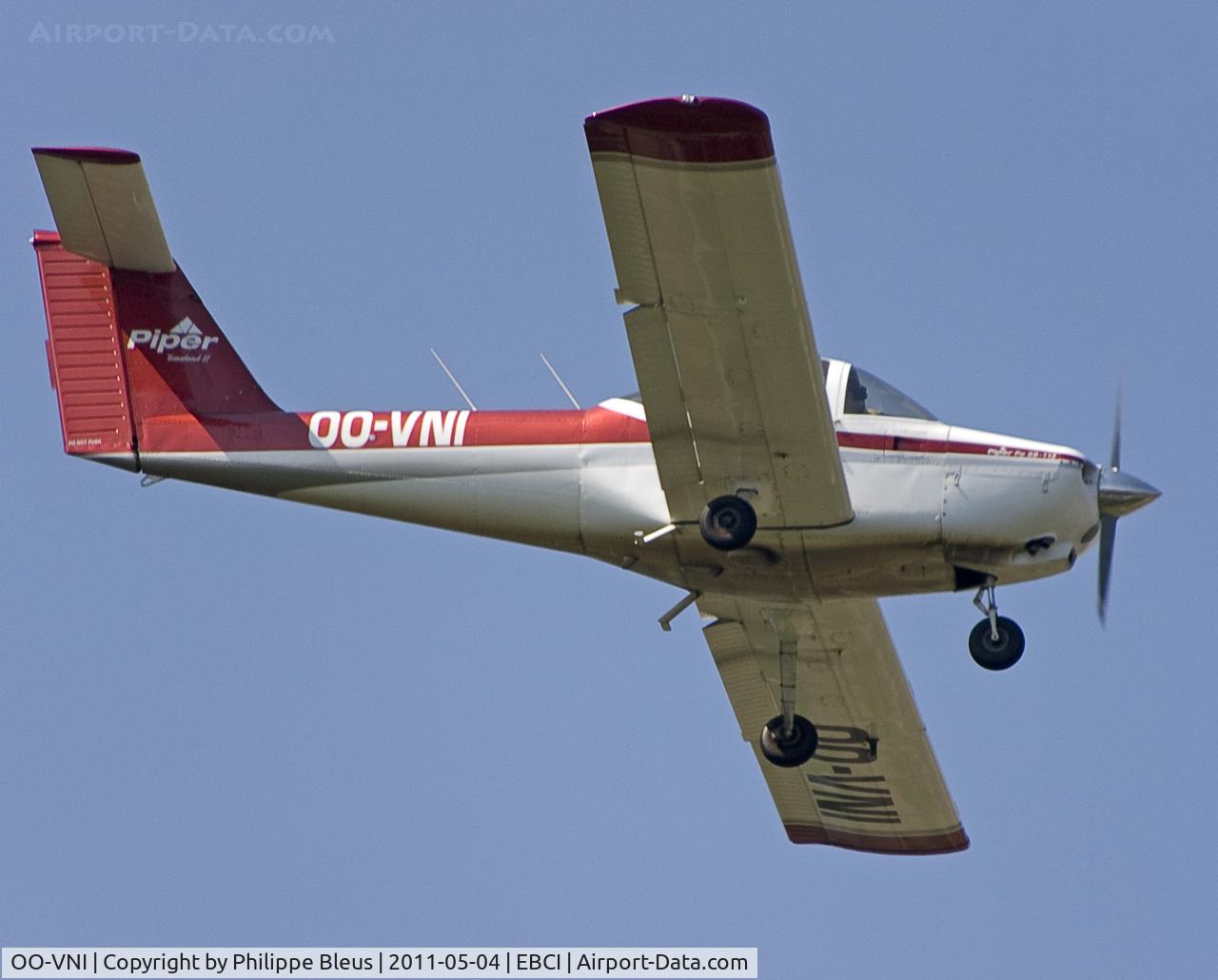OO-VNI, 1979 Piper PA-38-112 Tomahawk C/N 38-79A0233, T-tail for this Tomahawk (competitor of Cessna 152) on short final rwy 07.