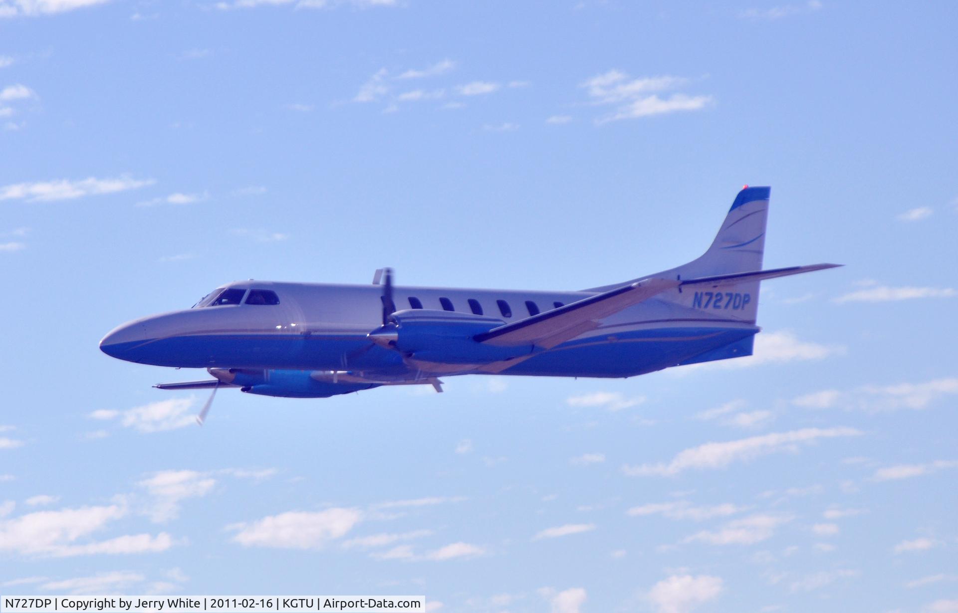 N727DP, 1975 Swearingen SA-226AT Merlin IVA C/N AT-039, Over Central Texas. Photographed from a C-182