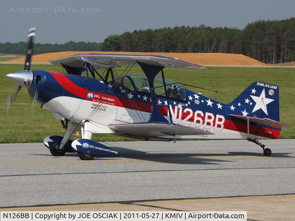 N126BB, 2001 Aviat Pitts S-2C Special C/N 6046, @ KMIV