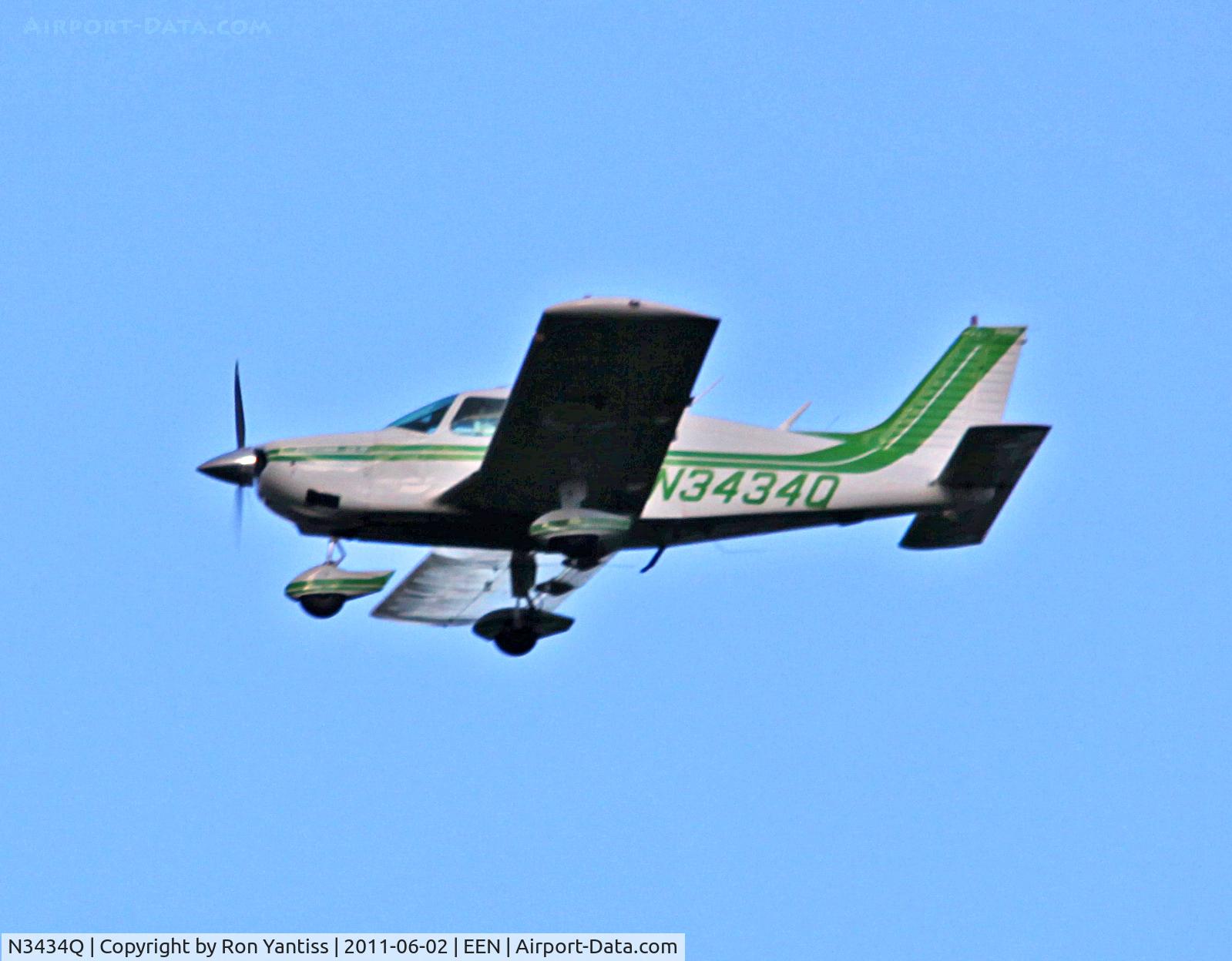 N3434Q, Piper PA-28-235 C/N 28-7710032, Evening approach to Keene, NH 6/2/2011