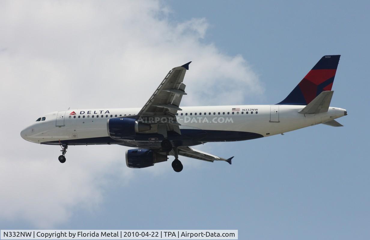 N332NW, 1992 Airbus A320-211 C/N 319, Delta A320