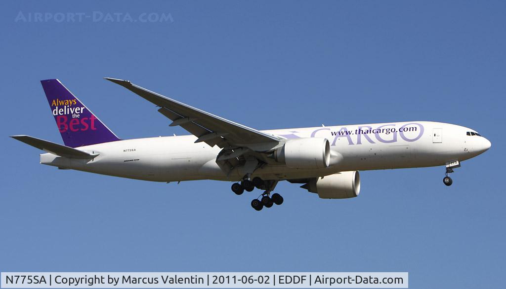 N775SA, 2010 Boeing 777-FZB C/N 37987, Landing in Frankfurt / Main