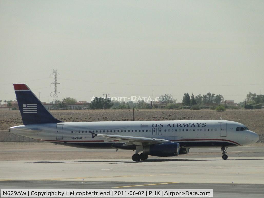 N629AW, 1990 Airbus A320-231 C/N 076, Taxiing for take off at runway 25R