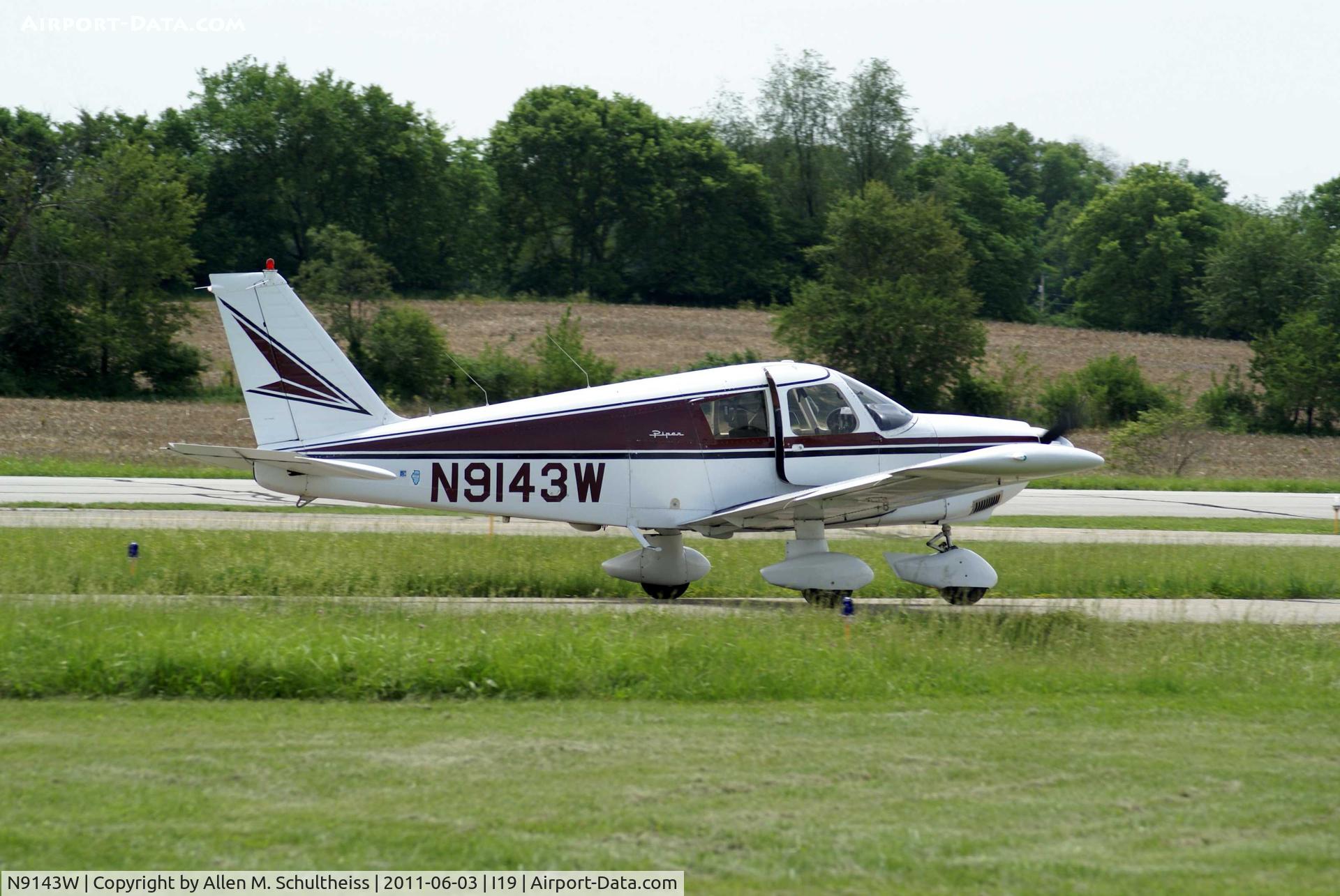 N9143W, 1966 Piper PA-28-235 Cherokee C/N 28-10764, 1966 Piper PA-28-235