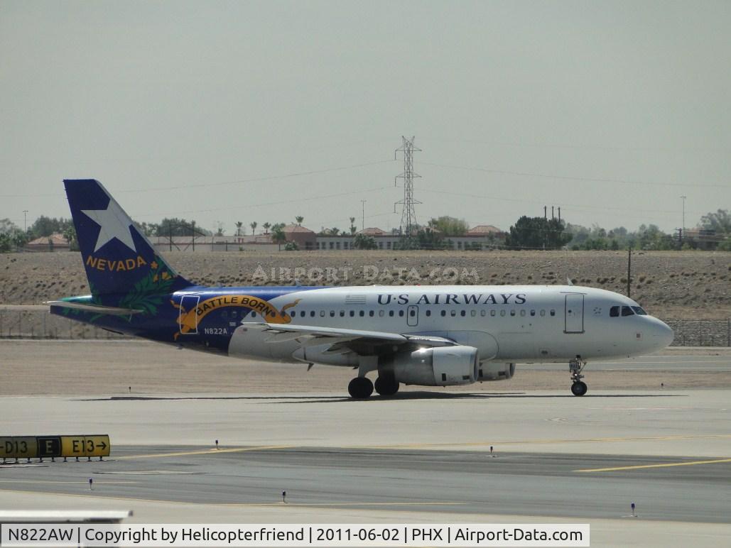 N822AW, 2000 Airbus A319-132 C/N 1410, Taxiing for take off at runway 25R