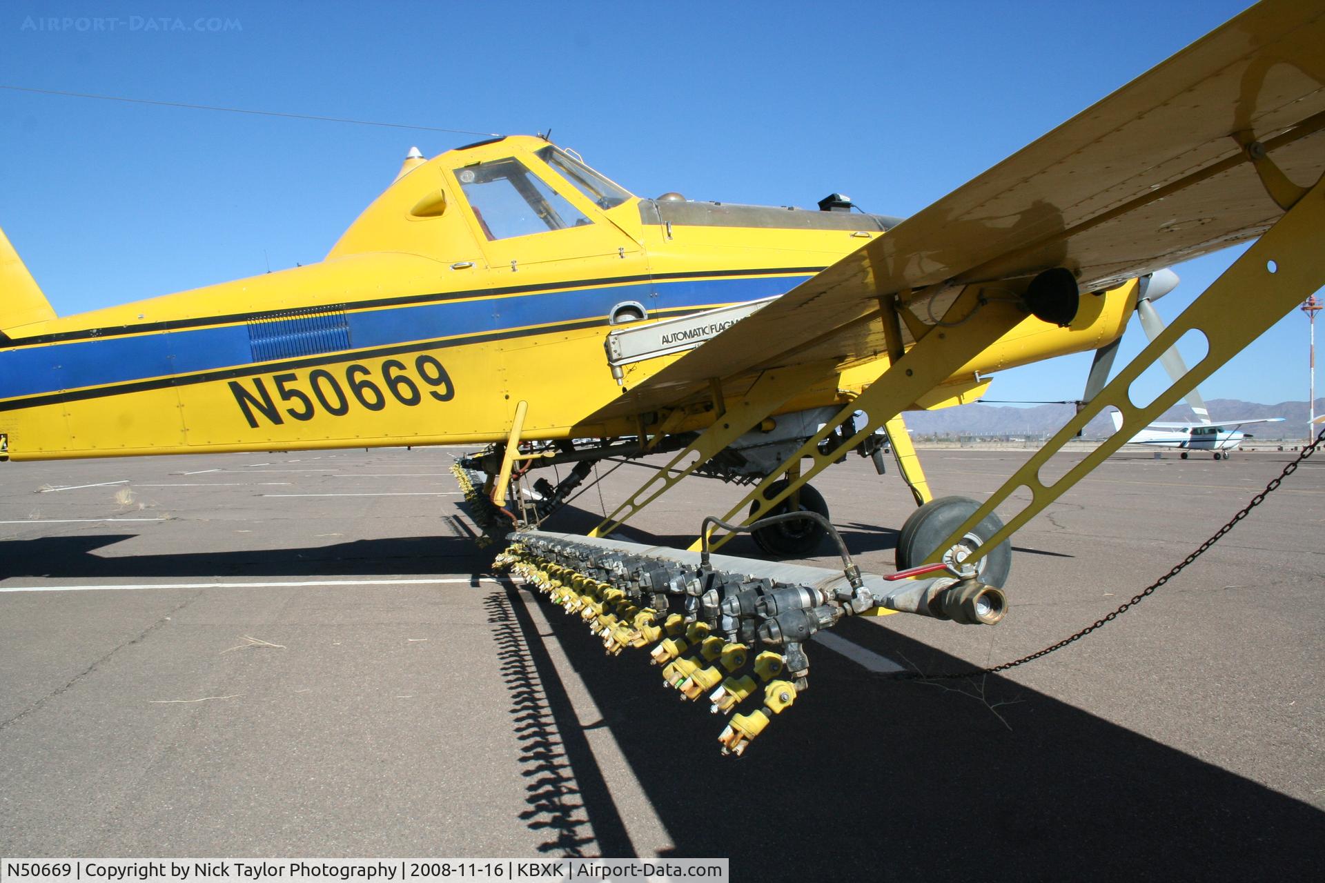 N50669, 1997 Air Tractor Inc AT-602 C/N 602-0447, Parked on the ramp at Buckeye