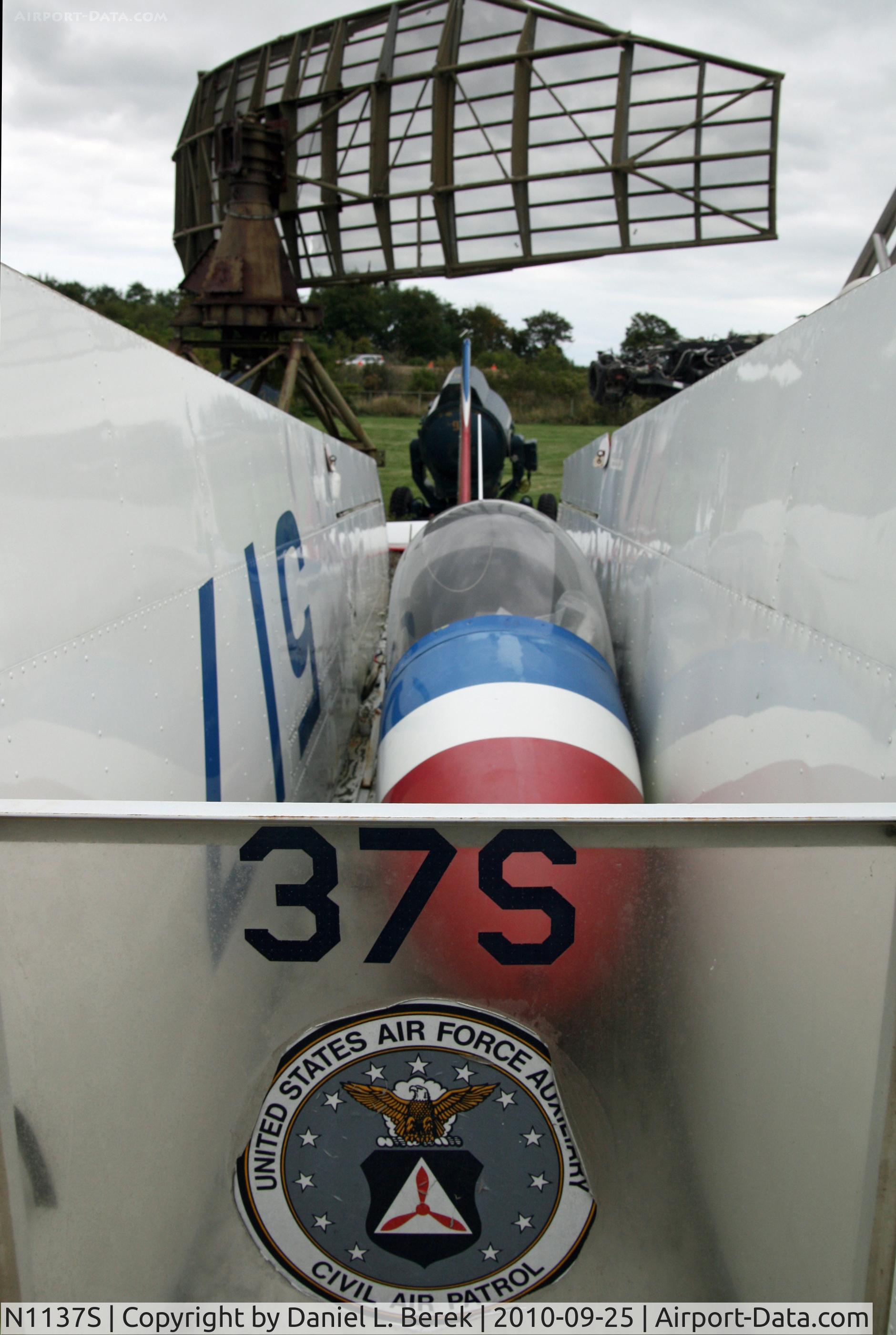 N1137S, 1971 Schweizer SGS 1-26E C/N 517, Nice old CAP glider at the Russell Military Museum