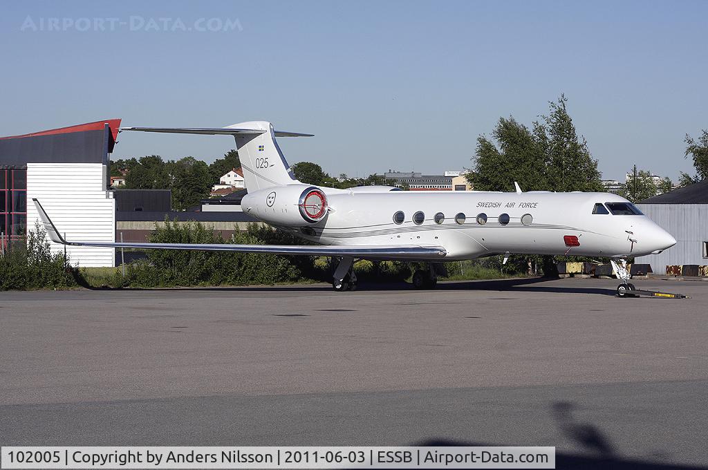 102005, 2008 Gulfstream Aerospace GV-SP (G550) C/N 5200, New Gulfstream for the Swedish Air Force. Former VP-BJK.