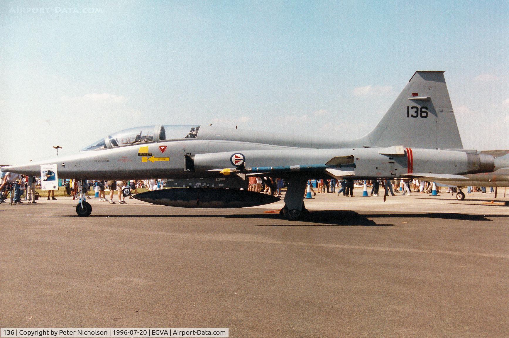 136, 1969 Northrop F-5B Freedom Fighter C/N N.9014, F-5B Freedom Fighter of 336 Skv Royal Norwegian Air Force on display at the 1996 Royal Intnl Air Tattoo at RAF Fairford.