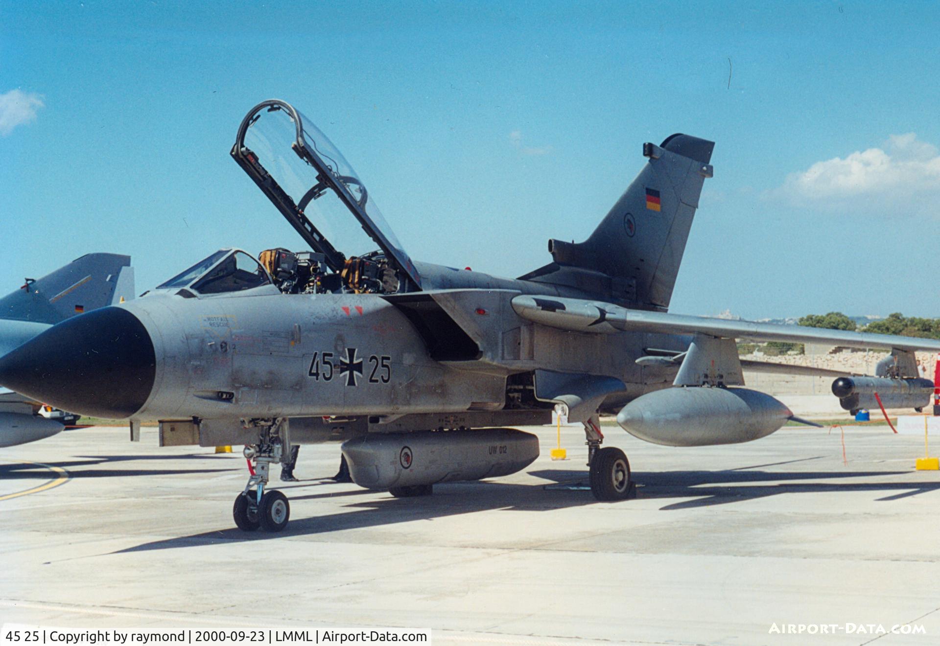 45 25, Panavia Tornado IDS C/N 566/GS173/4225, Tornado IDS 45-25 German Air Force