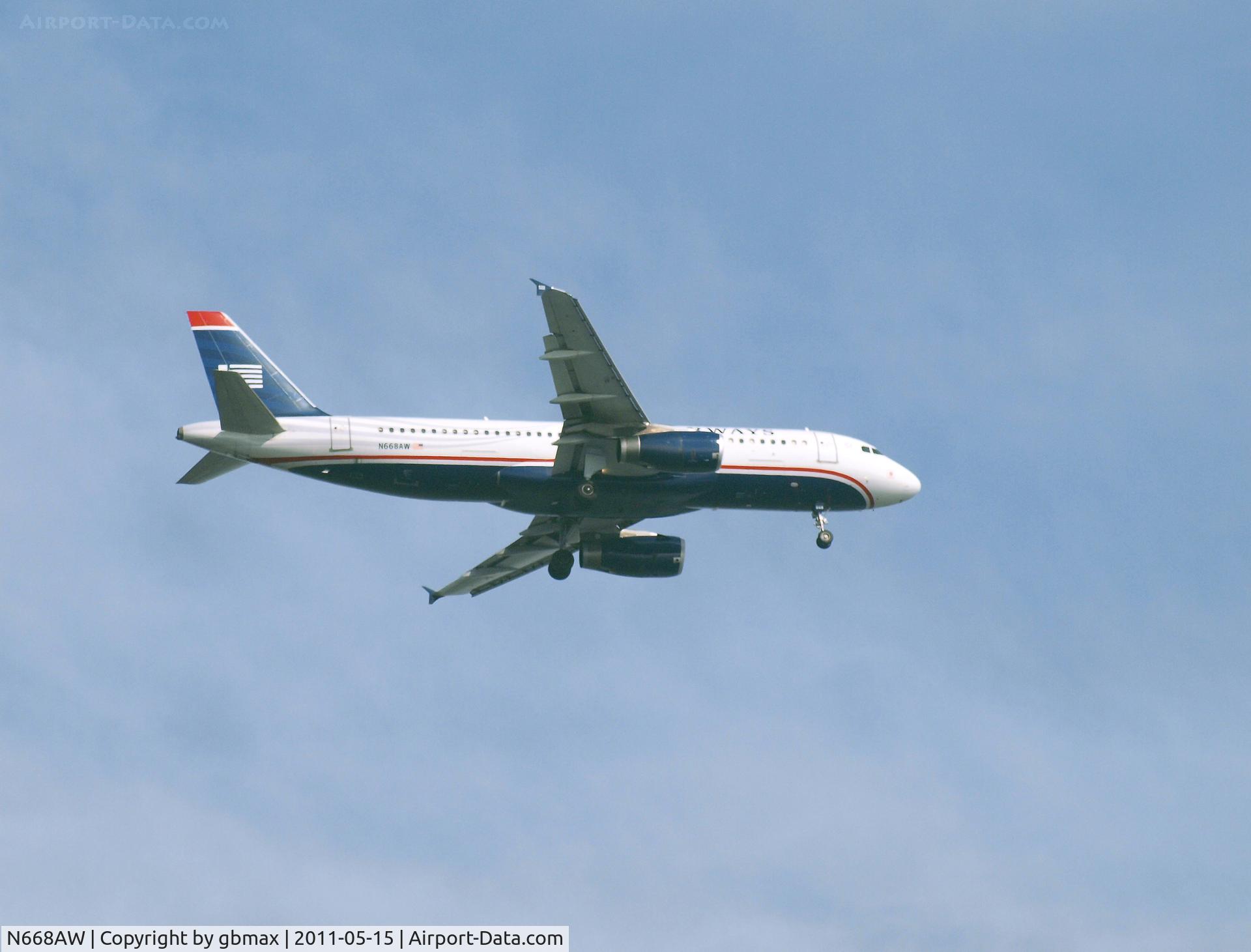 N668AW, 2002 Airbus A320-232 C/N 1764, Going to a landing at JFK