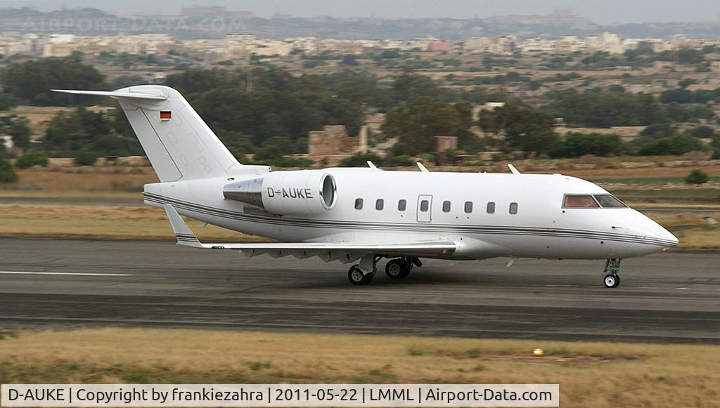 D-AUKE, 1998 Bombardier Challenger 604 (CL-600-2B16) C/N 5389, Challenge Air