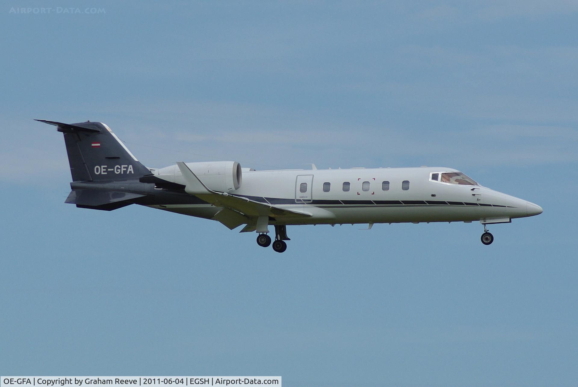 OE-GFA, 2001 Learjet 60 C/N 60-214, About to touch down,