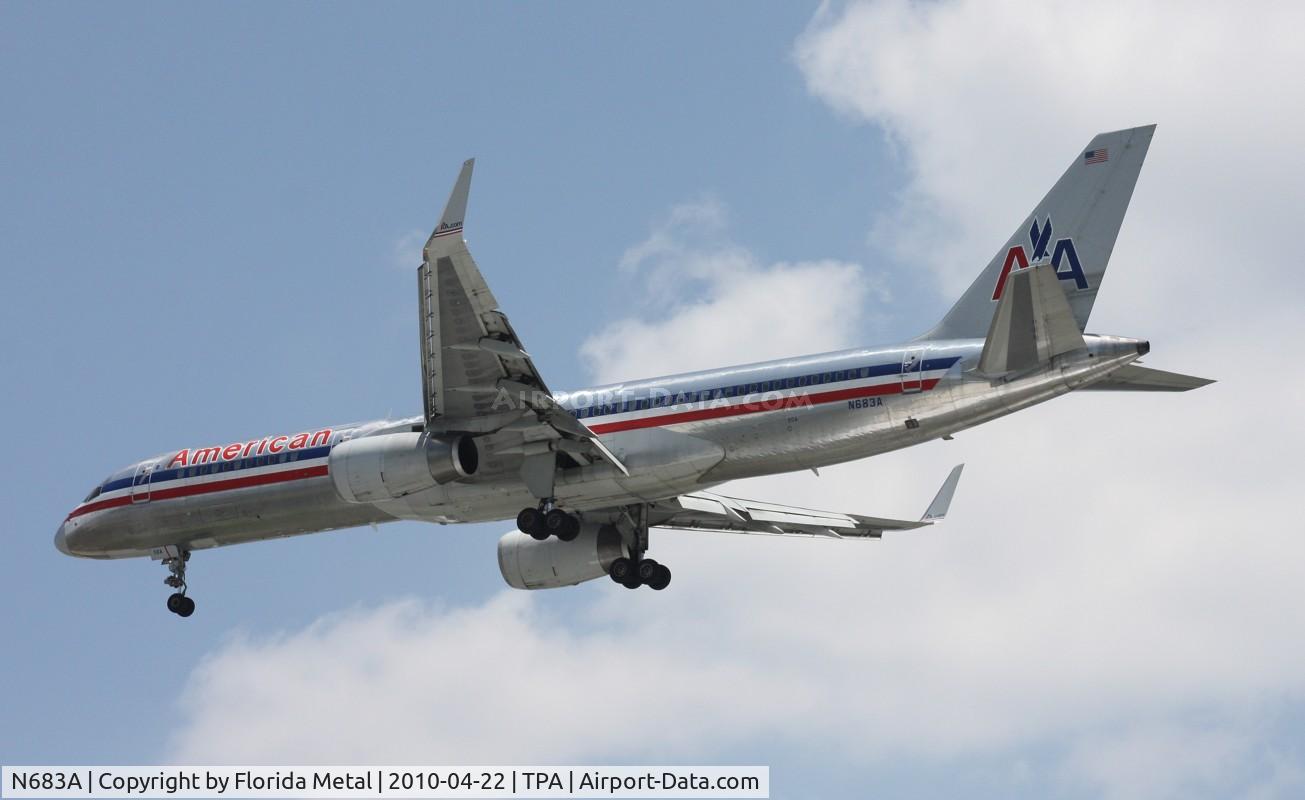 N683A, 1992 Boeing 757-223 C/N 25340, American 757