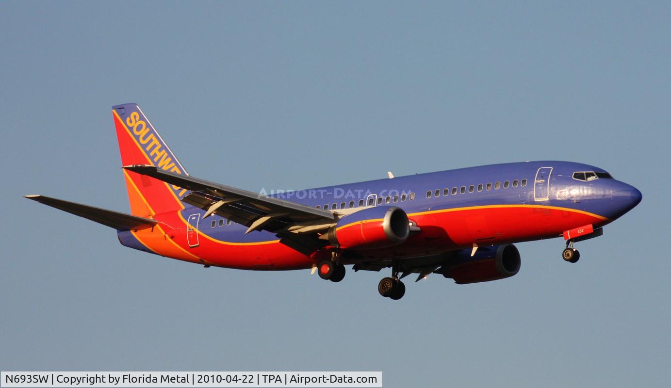 N693SW, 1985 Boeing 737-317 C/N 23174, Southwest 737
