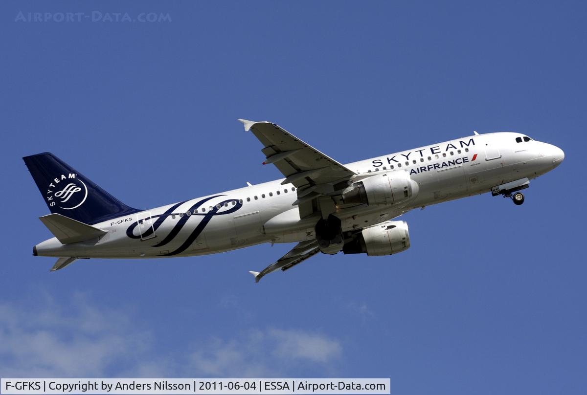 F-GFKS, 1991 Airbus A320-211 C/N 0187, Taking off from runway 19R