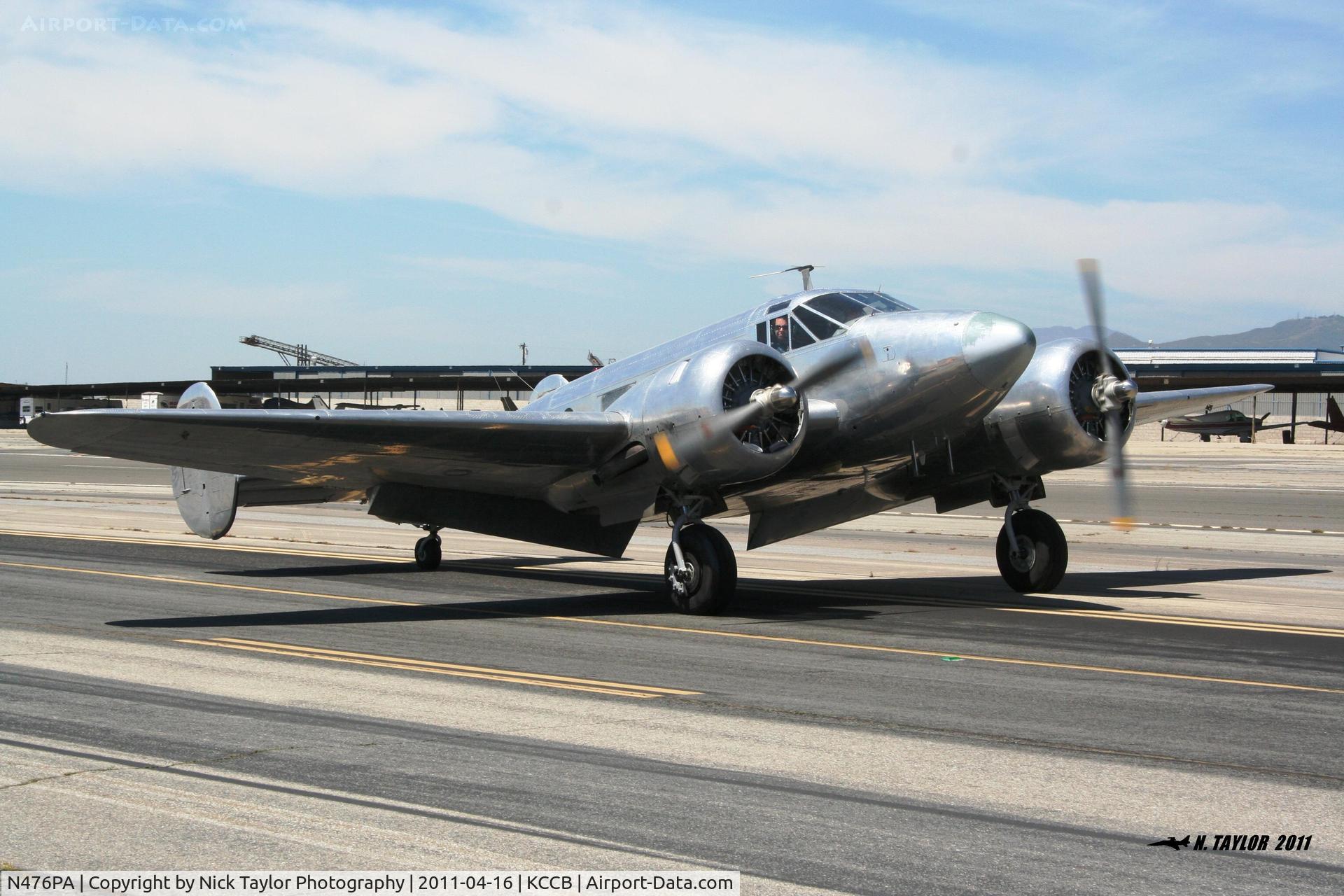 N476PA, 1952 Beech Expeditor 3NM (D18S) C/N CA-265, Taxiing at Cable