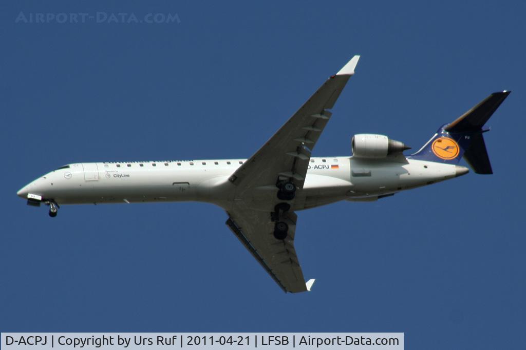D-ACPJ, Canadair CRJ-701ER (CL-600-2C10) Regional Jet C/N 10040, incoming flight from DUS