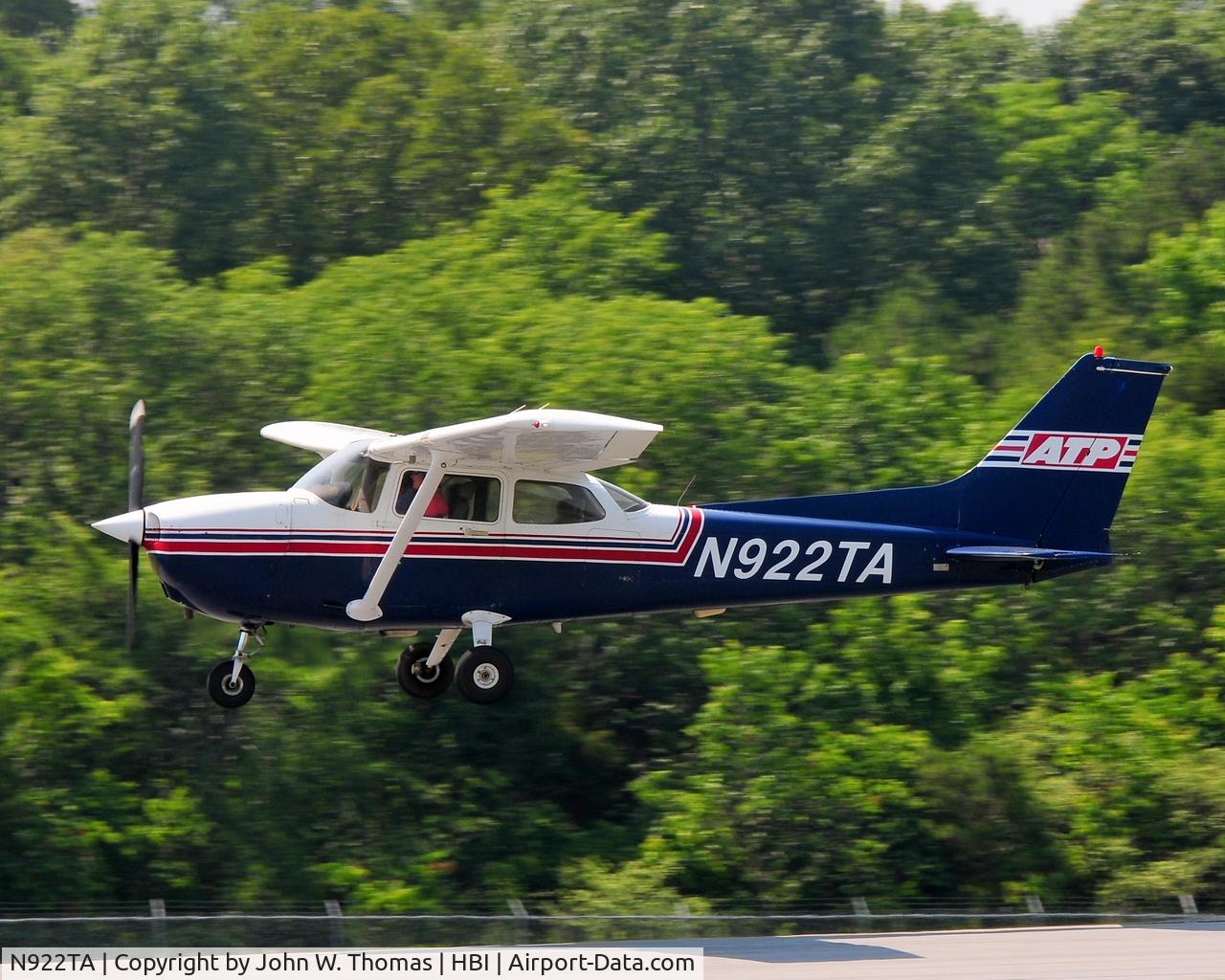 N922TA, 1997 Cessna 172R C/N 17280249, NC Air Museum Fly-In (6-4-11)
