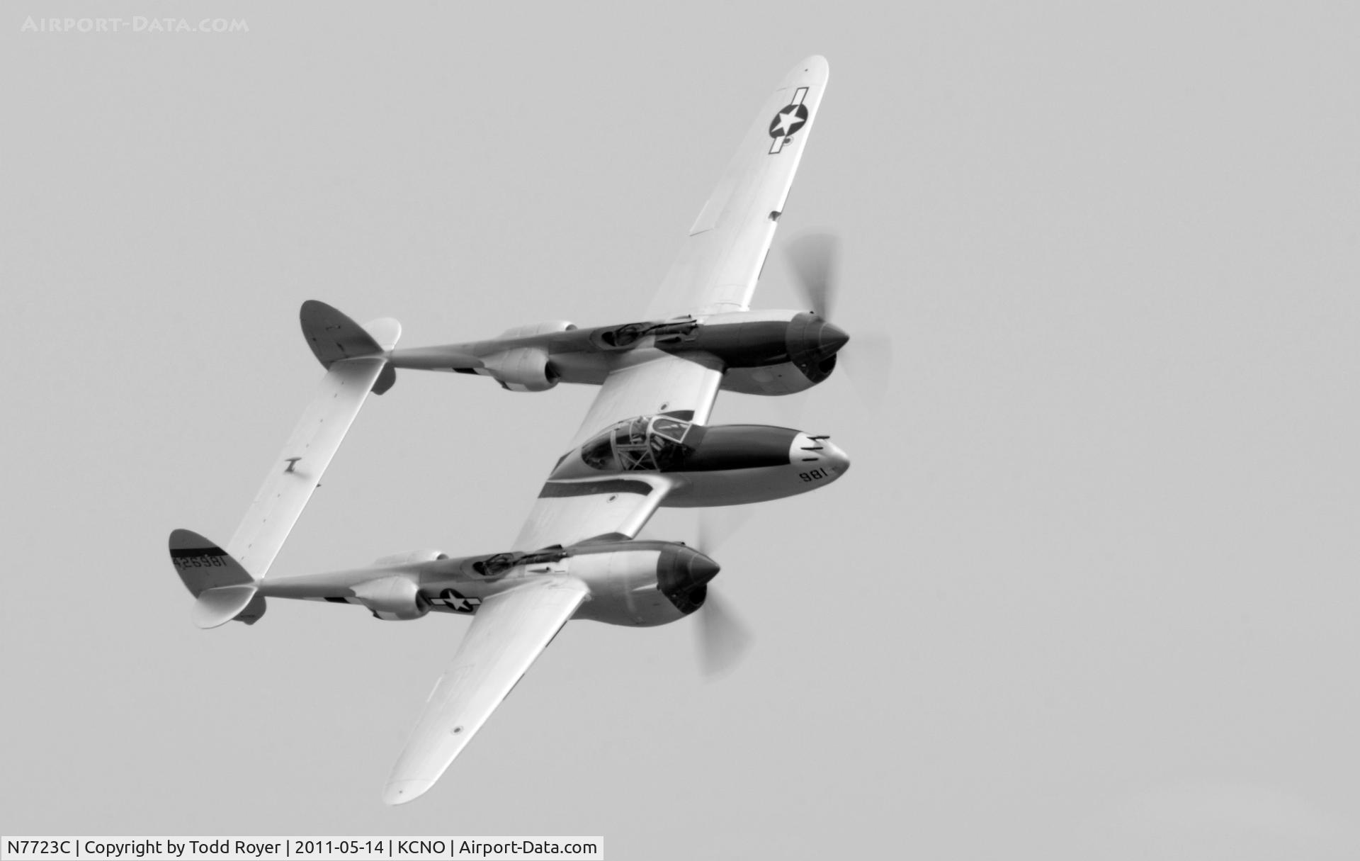 N7723C, 1944 Lockheed P-38L-5 Lightning C/N 7985, Chino airshow 2011