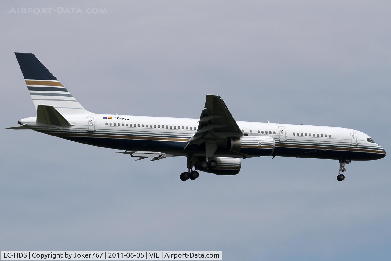 EC-HDS, 1999 Boeing 757-256 C/N 26252, Privilege Style